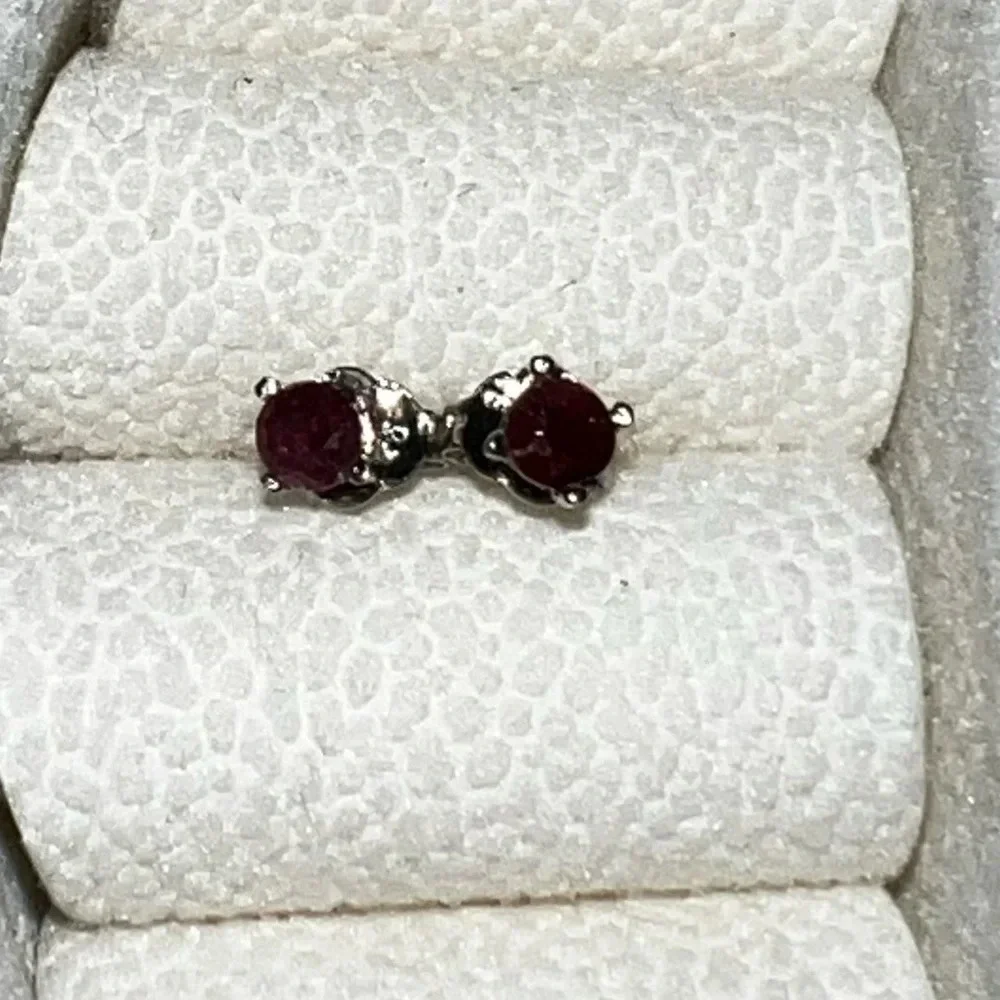 3 Pack of Small Stud Earrings